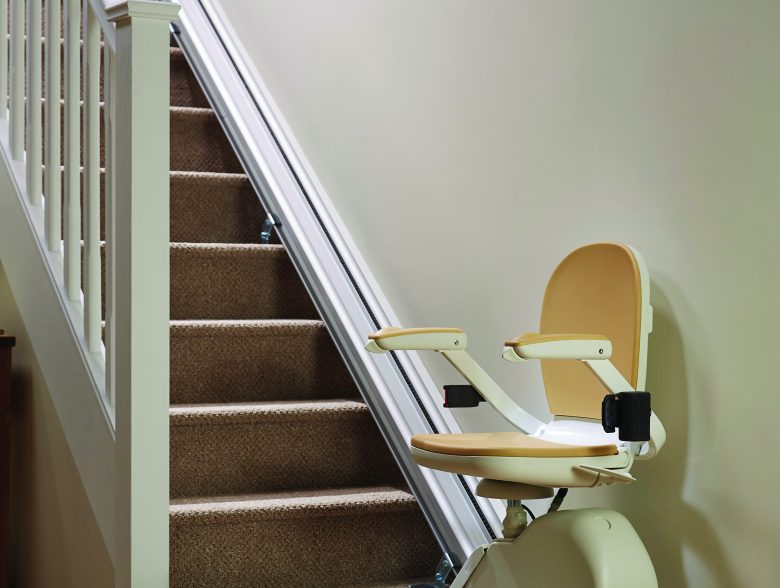 gb-monte-escalier-droit